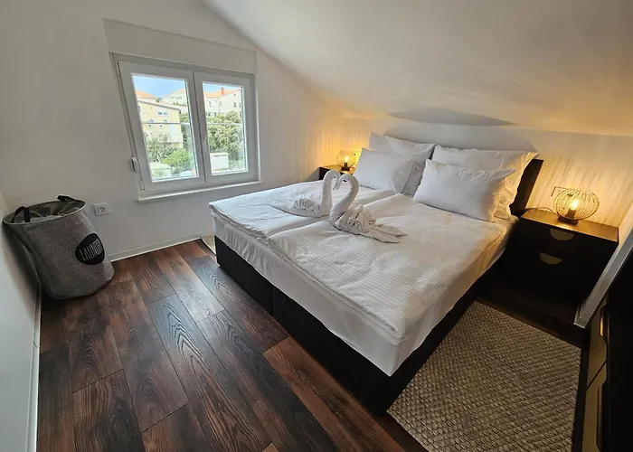 Апартаменты Luxury Loft Мандре