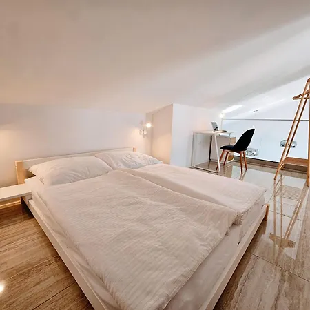 Luxury Loft *
